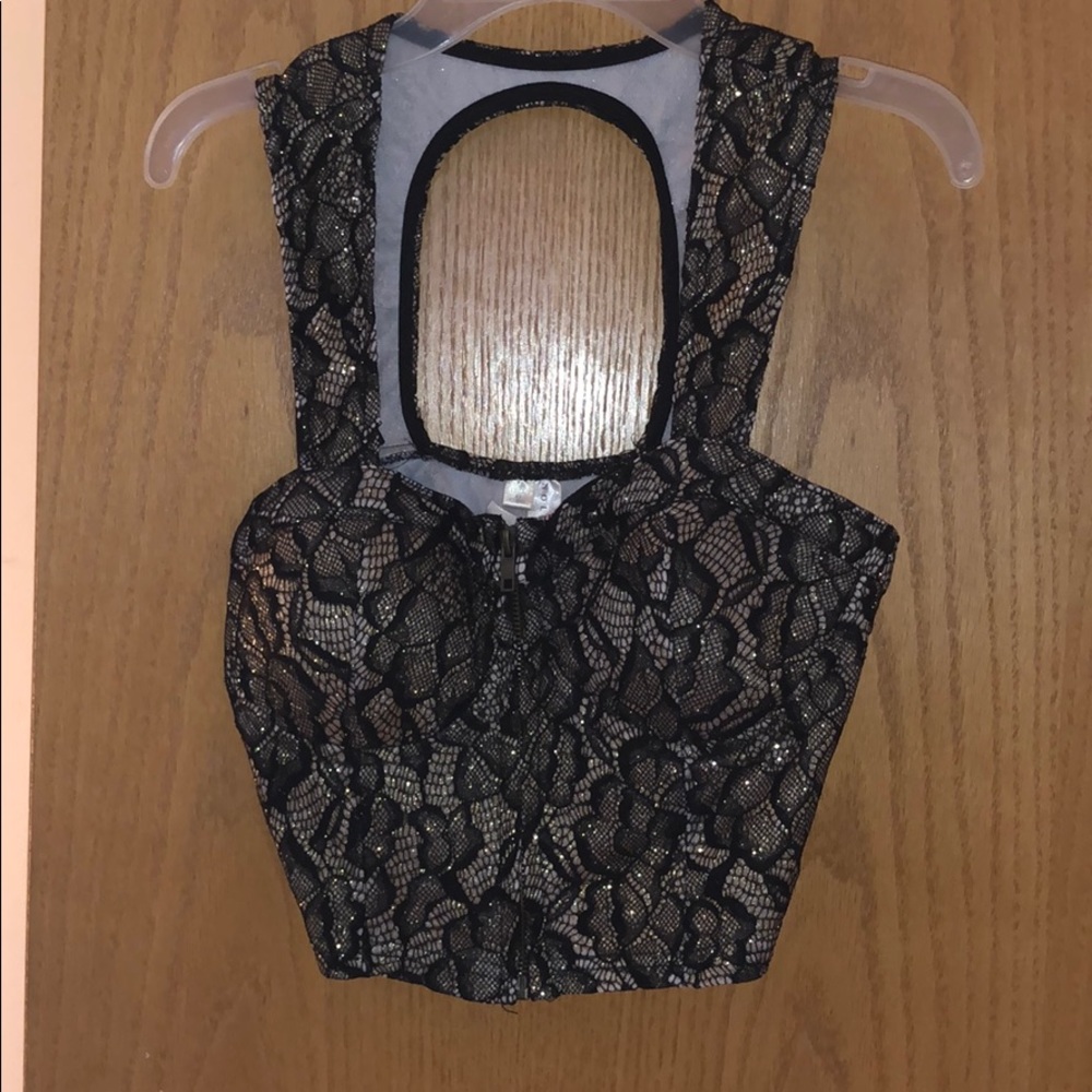 Half top